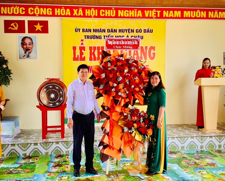 Lễ khai giảng